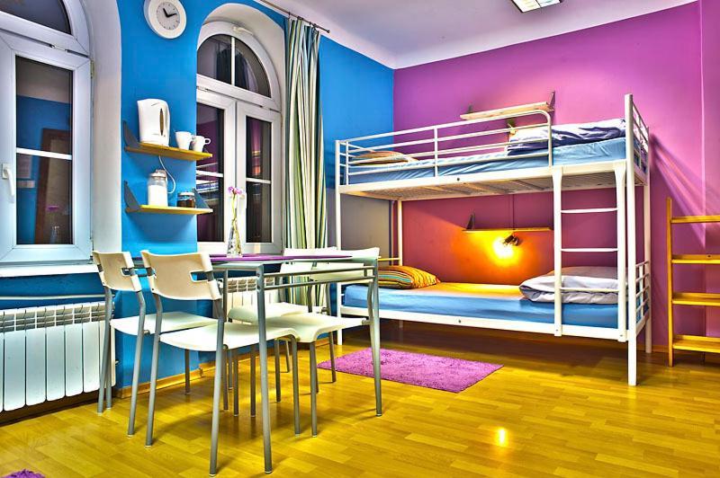 Nathan'S Villa Hostel وارسو الغرفة الصورة