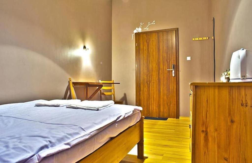 Nathan'S Villa Hostel وارسو الغرفة الصورة