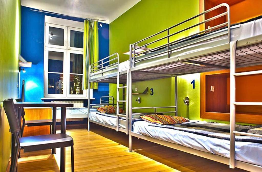 Nathan'S Villa Hostel وارسو الغرفة الصورة