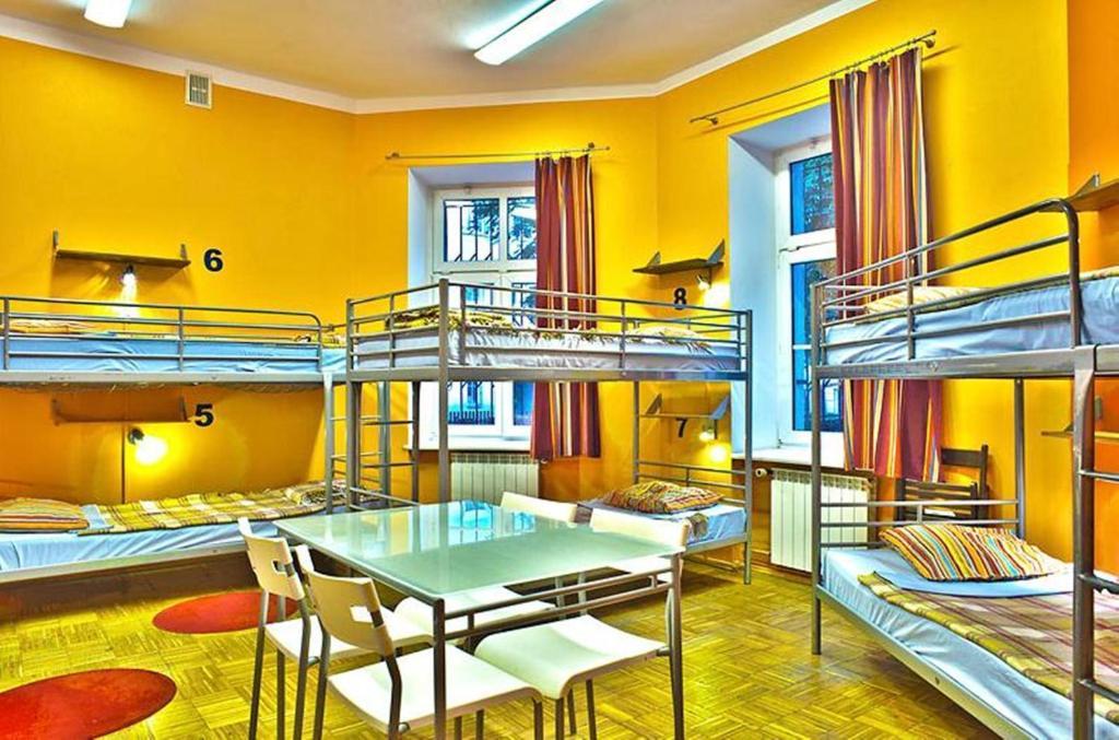 Nathan'S Villa Hostel وارسو الغرفة الصورة